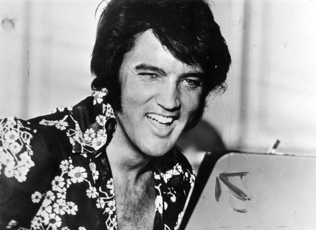 Elvis Presley (1935 - 1977), circa 1975. (Keystone/Getty Images)