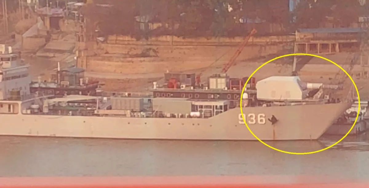 Photo uploaded by Chinese netizen in Wuhan shows that the Chinese Navy ship Haiyangshan (Number 936) is now fitted with what appears to be an electromagnetic railgun. (Weibo photo)