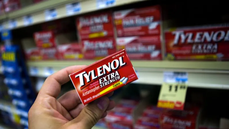 Extra Strength Tylenol is displayed in a drugstore in Washington, DC on July 5, 2006. (Brendan Smialowski/Getty Images)