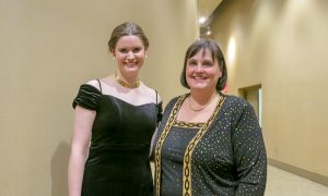 Fine Arts School Director Enjoys the Unison of Shen Yun Dancers