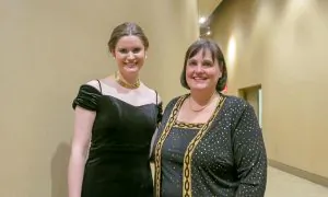 Fine Arts School Director Enjoys the Unison of Shen Yun Dancers