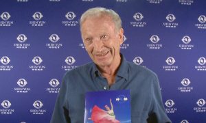 CEO Absolutely Fascinated By Shen Yun