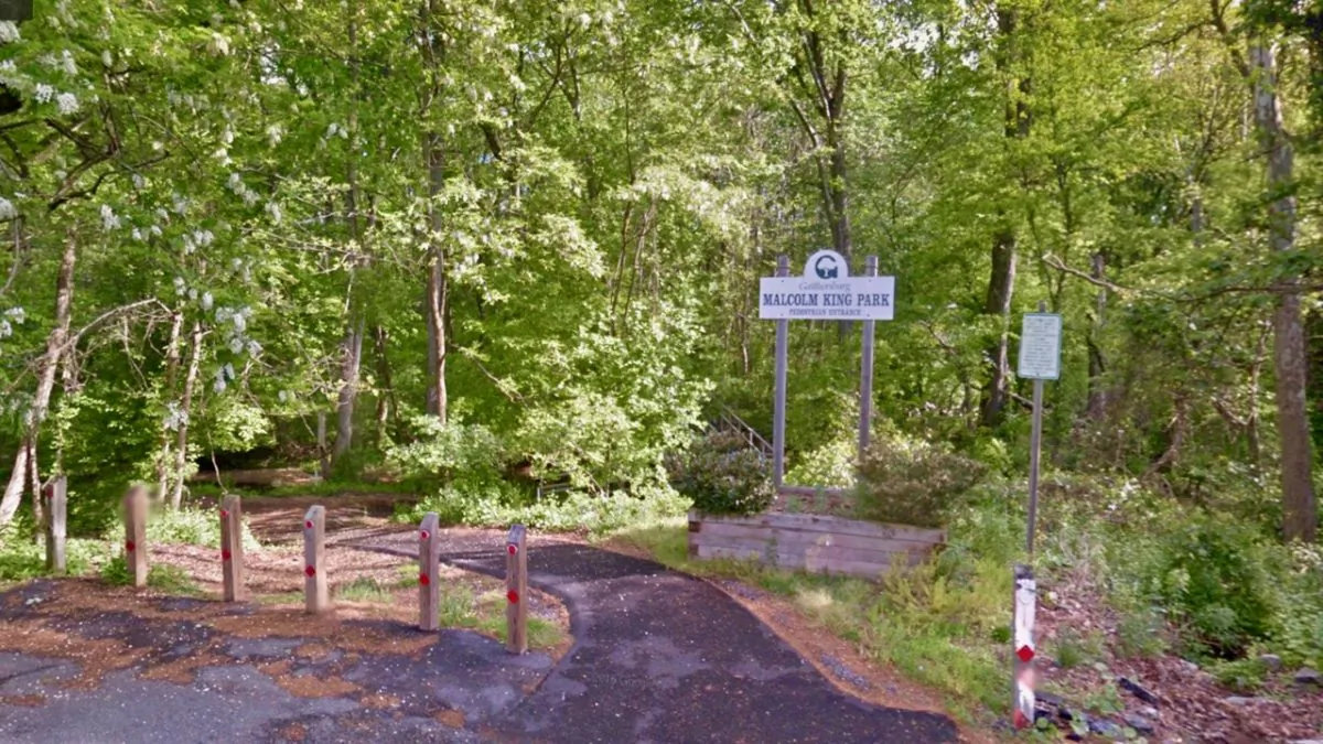 Malcolm King Park, the place where MS-13 gang members stabbed a teen 153 times, in 2016. (Screenshot via Google Maps)