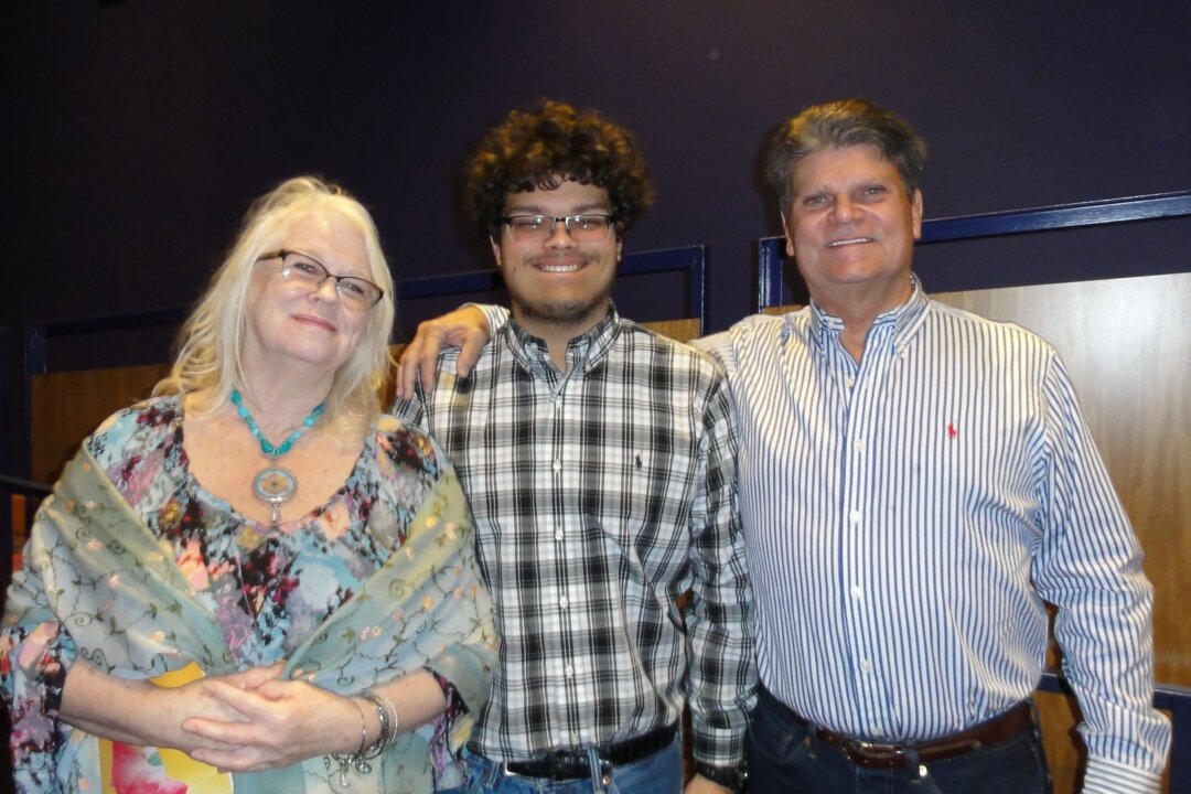 Dr. Joseph Burt (right) enjoyed watching Shen Yun at the McAllen Performing Arts Center, in McAllen, Texas, on Feb. 10, 2018. (The Epoch Times)