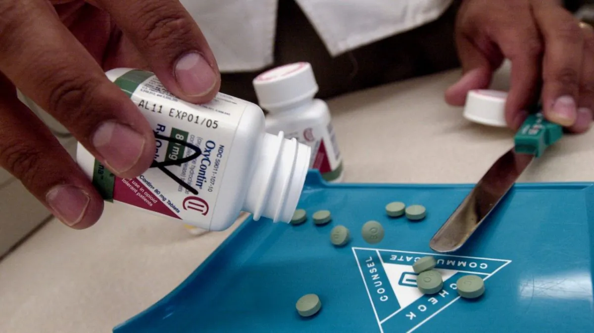 The prescription medicine OxyContin is displayed at a Walgreens drugstore in Brookline, MA on August 21, 2001. (Photo by Darren McCollester/Getty Images)
