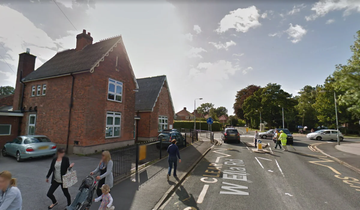 The school crossing at Kirk Ella St Andrew's Primary School, Hull, England.(Screenshot/Google Maps)