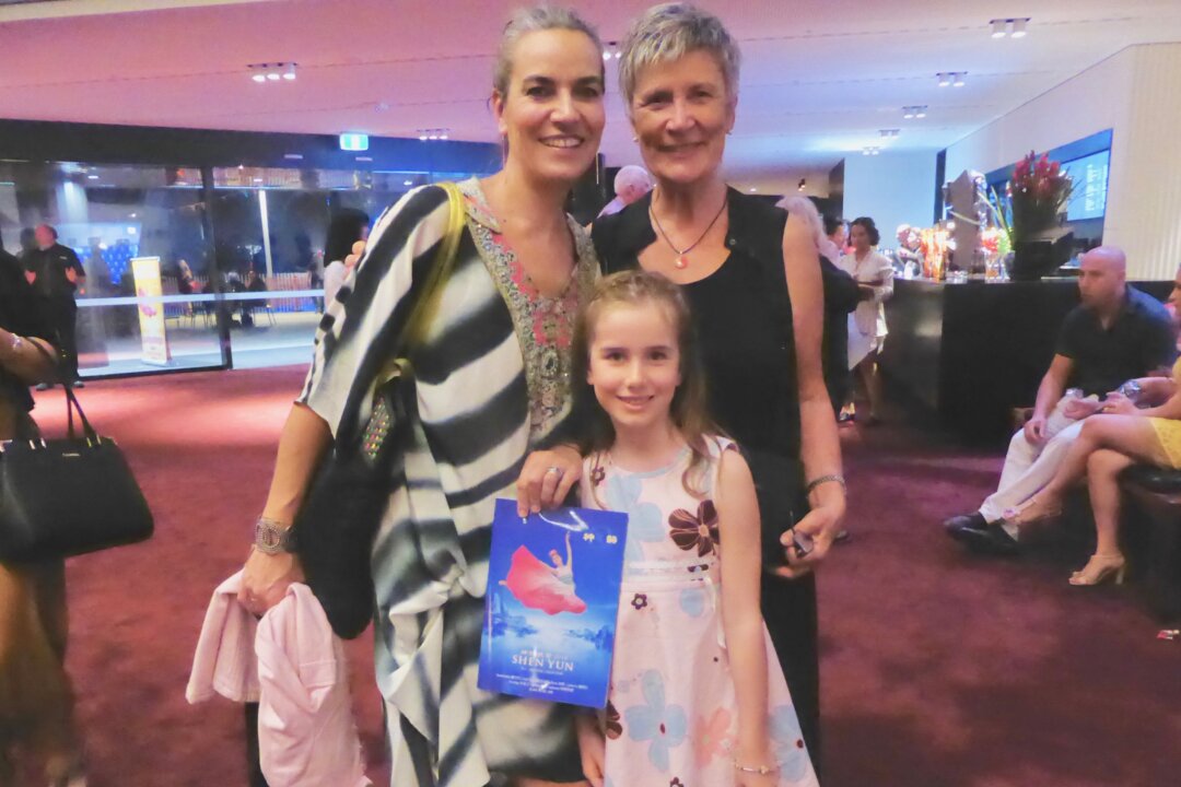 Nadia Matijevic with her daughter, Anais, and her mother, Margit Wright, also a landscape designer, enjoyed the Shen Yun Performing Arts evening performance at the Adelaide Festival Centre, on Feb. 13, 2018. (The Epoch Times)