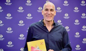 General Manager Impressed With Teamwork of Shen Yun Dancers