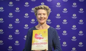 Music Educator Appreciates Pure Vibrations of Erhu Solo