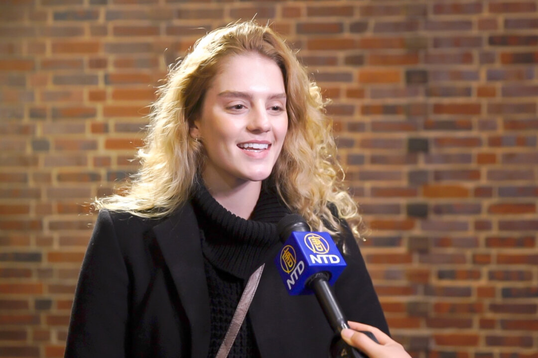 Olivia Oltmanns enjoyed the Shen Yun performance at the Ordway Center for the Performing Arts in St. Paul, Minn., on Feb. 18, 2018. (NTD Television)