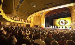 Pastor: Shen Yun Gives You Hope