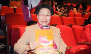 Banking Association Chairperson Returns to See Shen Yun