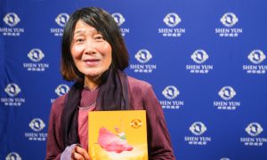 Foundation President Enjoys the Beauty of Human Goodness at Shen Yun