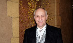 Shen Yun Creates a Sacred Space, Physician Says