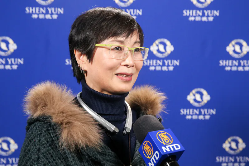 Zhuang Li-na attends a performance by Shen Yun Performing Arts at the National Dr. Sun Yat-sen Memorial Hall, in Taipei, Taiwan, on Feb. 27, 2018. (Bai Chuan/The Epoch Times)