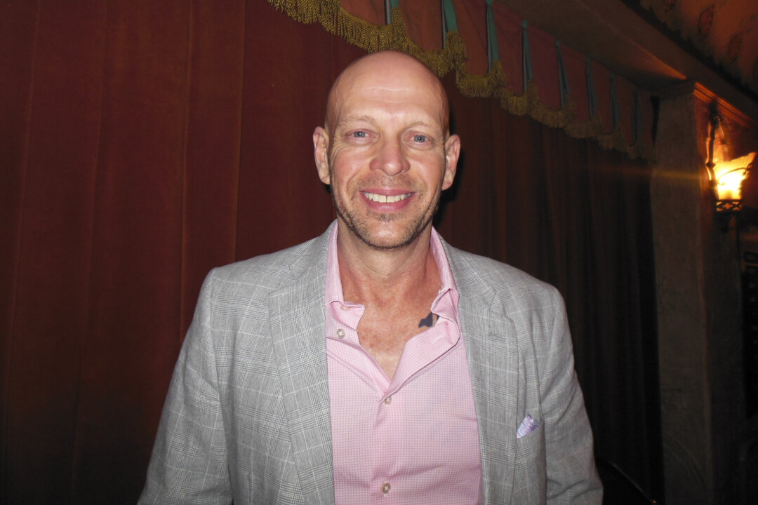 Calvin Miller enjoyed the Shen Yun Performance at The Plaza Theatre in El Paso, Texas, on March 3, 2018. (Sherry Dong/The Epoch Times)
