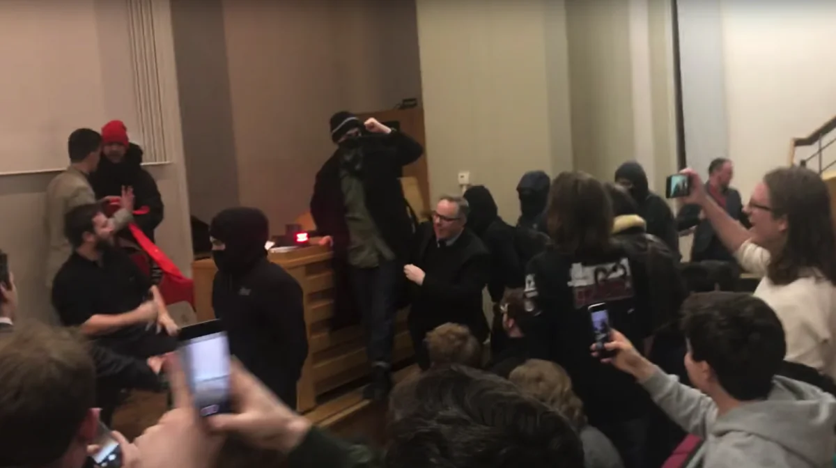 Antifa invade a lecture hall at Kings College London, England,
March 5, 2018.
(Youtube/Yaron Brook)