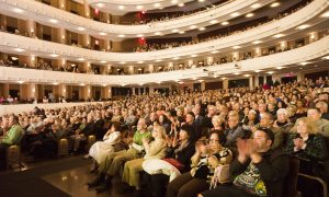 ‘Everybody Should Have a Chance’ to See Shen Yun