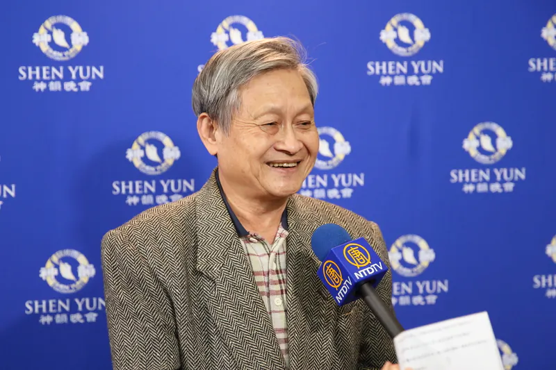 Awarded composer Tang Hwa-ying enjoys Shen Yun Performing Arts at Taoyuan Art Center, Taiwan, on March 8, 2018. (Lin Du-jie/The Epoch Times)