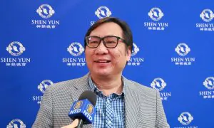 Former Hong Kong District Council Member Enjoys Shen Yun
