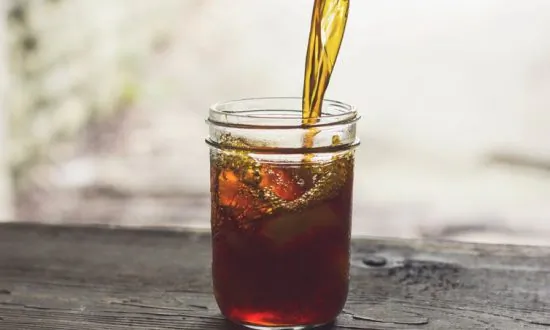 What Is Kombucha and How Do the Health Claims Stack Up?