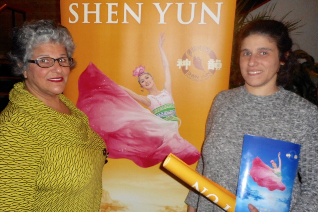 Betty Lora (L) and her daughter, Carolina Madera, attended the Shen Yun performance at the Curtis M. Phillips Center for the Performing Arts, in Gainesville, Fla., on March 14, 2018. (Edie Bassen/The Epoch Times)