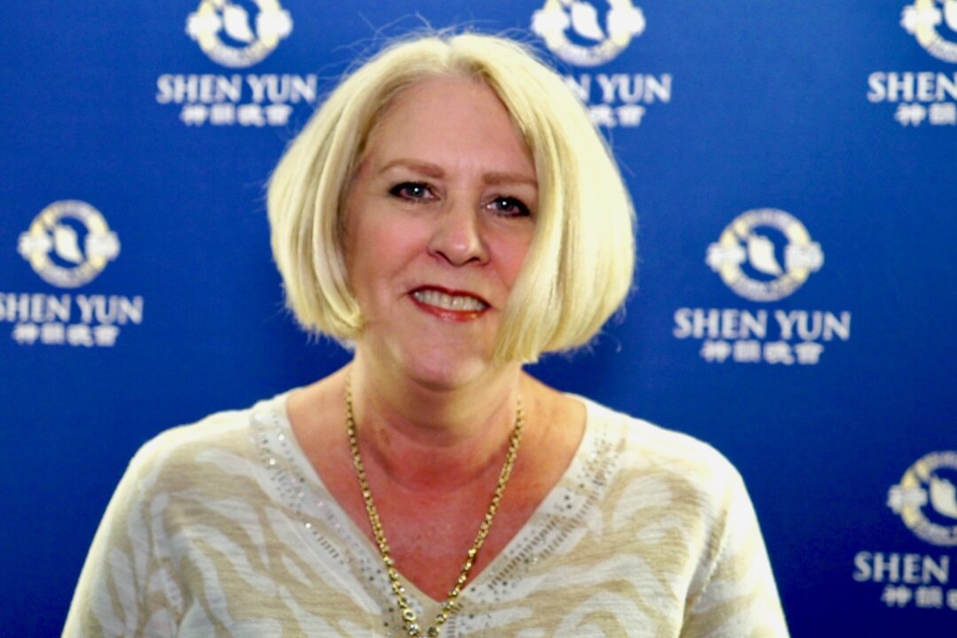 Sheryl Crosby attended the Shen Yun performance at the Curtis M. Phillips Center for the Performing Arts, in Gainesville, Fla., on March 16, 2018. (NTD Television)