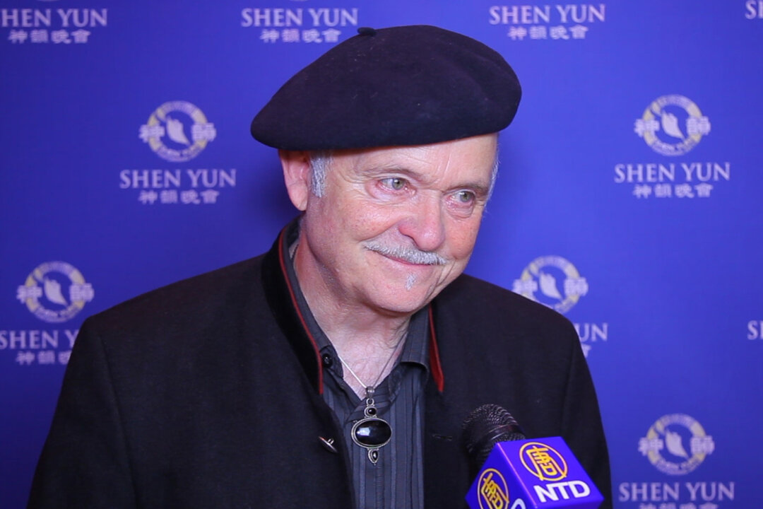 Franz Widmer enjoyed the March 15, 2018 Shen Yun opening performance at the Winterthur,  Theater Winterthur, in Switzerland. (NTD Television)