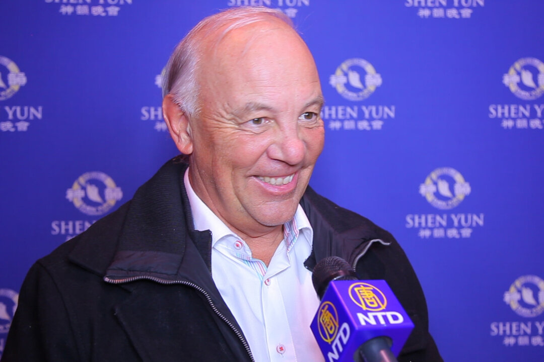 Peter Gerschweiler attended the Shen Yun performance at the Theater Winterthur in Winterthur, Switzerland. (NTD Television)