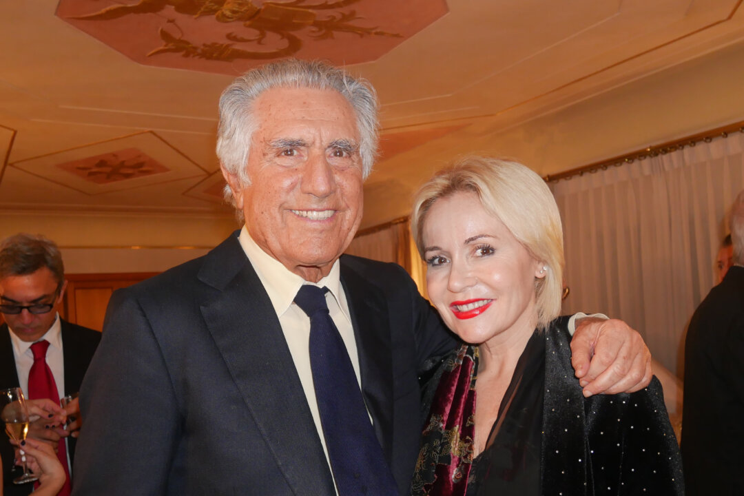 Famous Italian actor Lando Buzzanca and his girlfriend Francesca Della Valle enjoyed Shen Yun Performing Arts at the Teatro dell’Opera di Roma, in Rome, Italy, on March 19, 2018. "We actually fell in love even more (with each other) by seeing this show," said Ms. Della Valle. (The Epoch Times)