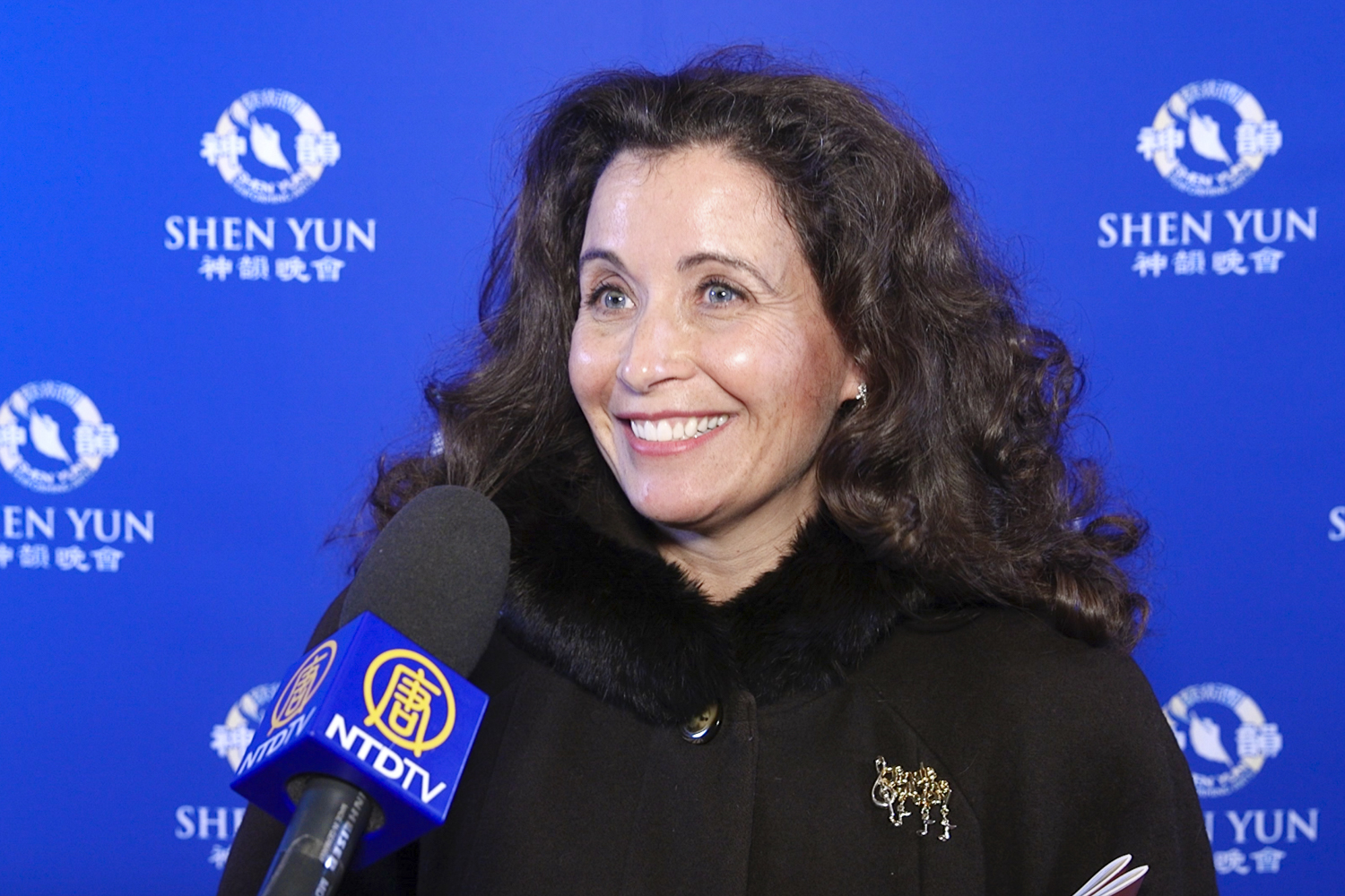 Shen Yun Vocalists' 'Dynamics Were Wonderful,' Professional Singer Says