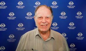 Compassion Comes Through at Shen Yun, Retired College President Says