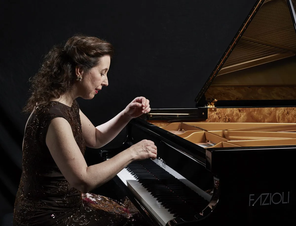 Angela Hewitt, a recipient of the 2018 Governor General’s Performing Arts Awards for a lifetime of achievement in the arts, will be performing music by Bach in two concerts during the 2018 Ottawa Chamberfest taking place from July 26 to Aug. 9. (Keith Saunders)