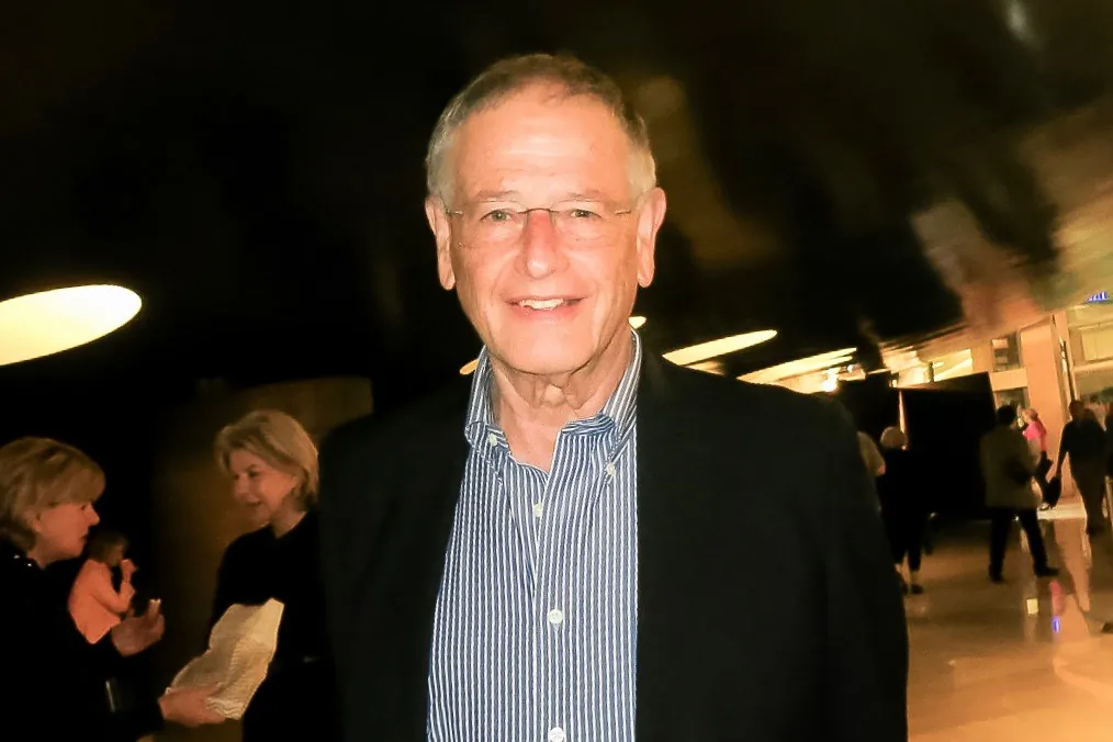 Professor Niv Ahituv, a professor emeritus of Tel Aviv University and dean of Dan School for Hi-Tech Studies at the College for Academic Studies, enjoyed Shen Yun Performing Arts at The Opera House in Tel Aviv, Israel, on March 26, 2018. Professor Ahituy was the founder and academic director of the Institute of Internet Studies and the Marko and Lucie Chaoul Chair for Research in Information Evaluation at Tel Aviv University. (Sally Sun/The Epoch Times)