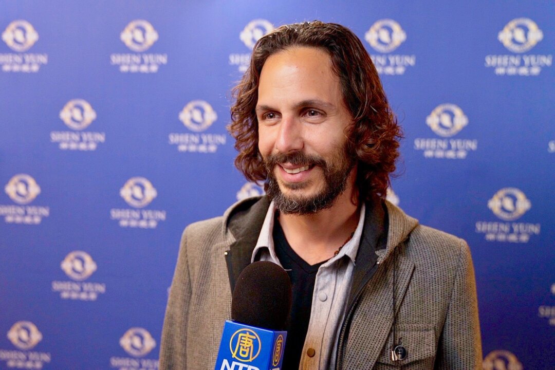 Musician Yaron Mitelman enjoyed Shen Yun Performing Arts at The Opera House in Tel Aviv, Israel, on March 27, 2018. (NTD Television)