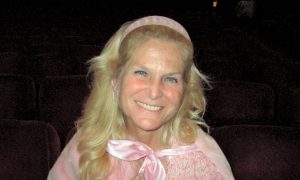 Entertainer Says Shen Yun ‘Takes You To Heaven’