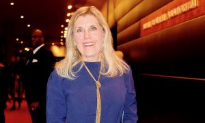 Shen Yun Is Extremely Valuable, Health Executive Says