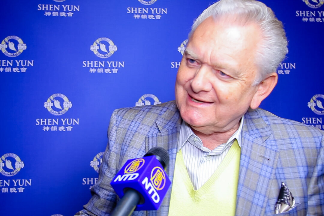 Mr. Heinz Hofmann, retired CEO from Credit Suisse Asset Management Limited, enjoyed the Shen Yun opening perfromance at the Musical Theater Basel, Switzerland, on April 3, 2018. (NTD Television)