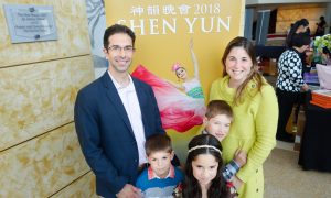 Attorney Returns to See Shen Yun With Her Family