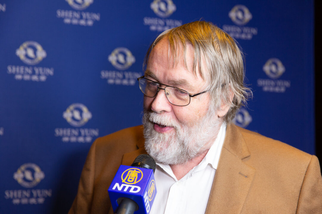 Bernd Heller attended the Shen Yun Performance at the Deutsche Oper Berlin on April 10, 2018. (Matthias Kehrein/The Epoch Times)

Foto: Matthias Kehrein