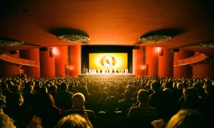 Dancer Believes Shen Yun’s Dance a Gift from Heaven