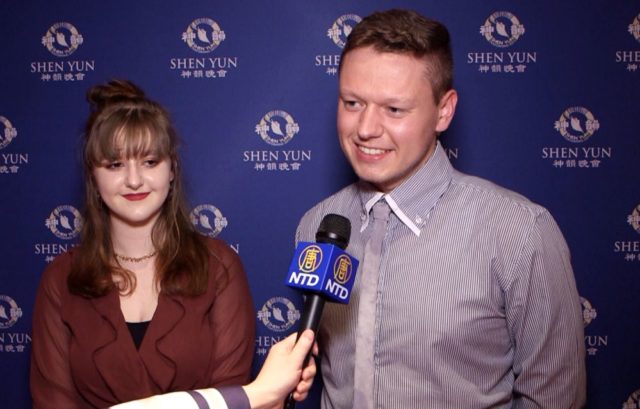 Interaction With Shen Yun’s Digital Backdrop Is Amazing