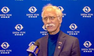 Alabama House of Representatives Candidate Enjoys the Music at Shen Yun