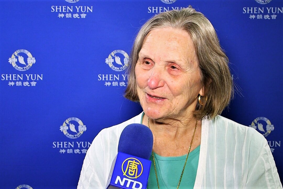 Anet Carlin, who produced and directed live performances at nine theaters, including Brickyard Theatre, enjoyed the Shen Yun performance at Performing Arts Center San Luis Obispo in San Luis Obispo, Calif., on April 17, 2018. (Annie Wang, NTD Television)