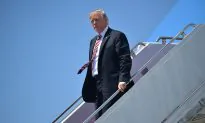 Trump Slams Times Reporter Known for Cozy Relationship With Clinton Campaign