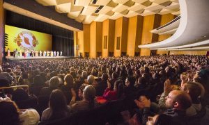 Shen Yun Is the Real China, Nun Says