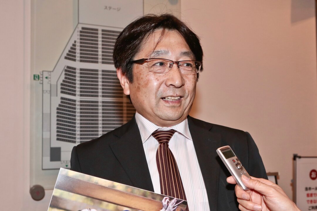 Namiki Yoshiaki, director of Saitama Prefecture’s Agriculture Promotion Center, attended Shen Yun's performance at Kawaguchi Comprehensive Cultural Center Lilia in Kawaguchi City in Japan on April 23, 2018. (Yu Gang/The Epoch Times)