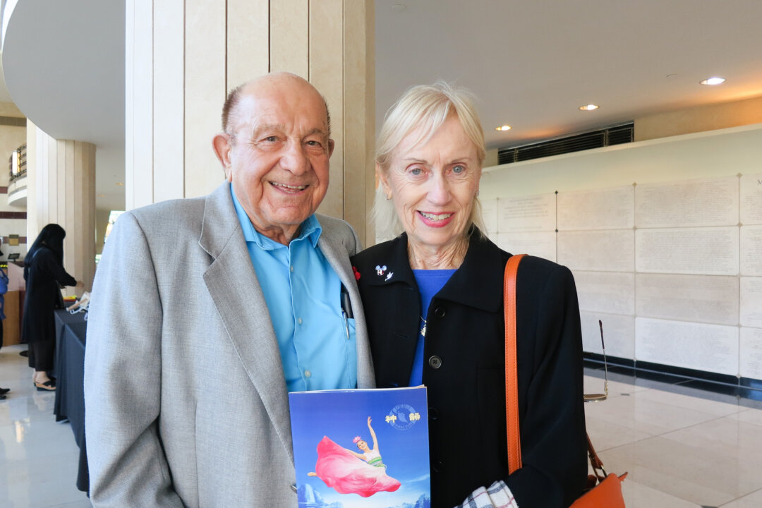 Darlene Farls (R) and her husband, Joe Farls, attended Shen Yun’s matinée performance at the Kravis Center for the Performing Arts, Dreyfoos Hall, in West Palm Beach, Fla., on April 25, 2018. Mr. Farls said they drove about two hours from Miami just to see the performance, and it was well worth it. He said the story-based dances were very thought-provoking. (Sally Sun/The Epoch Times)