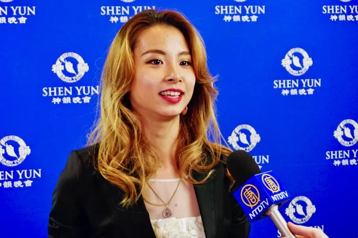 Makoto Katumata attended Shen Yun's matinée performance at the Hyogo Performing Arts Center, in Nishinomiya, Japan, on April 28, 2018. (Luo Yong/The Epoch Times) 