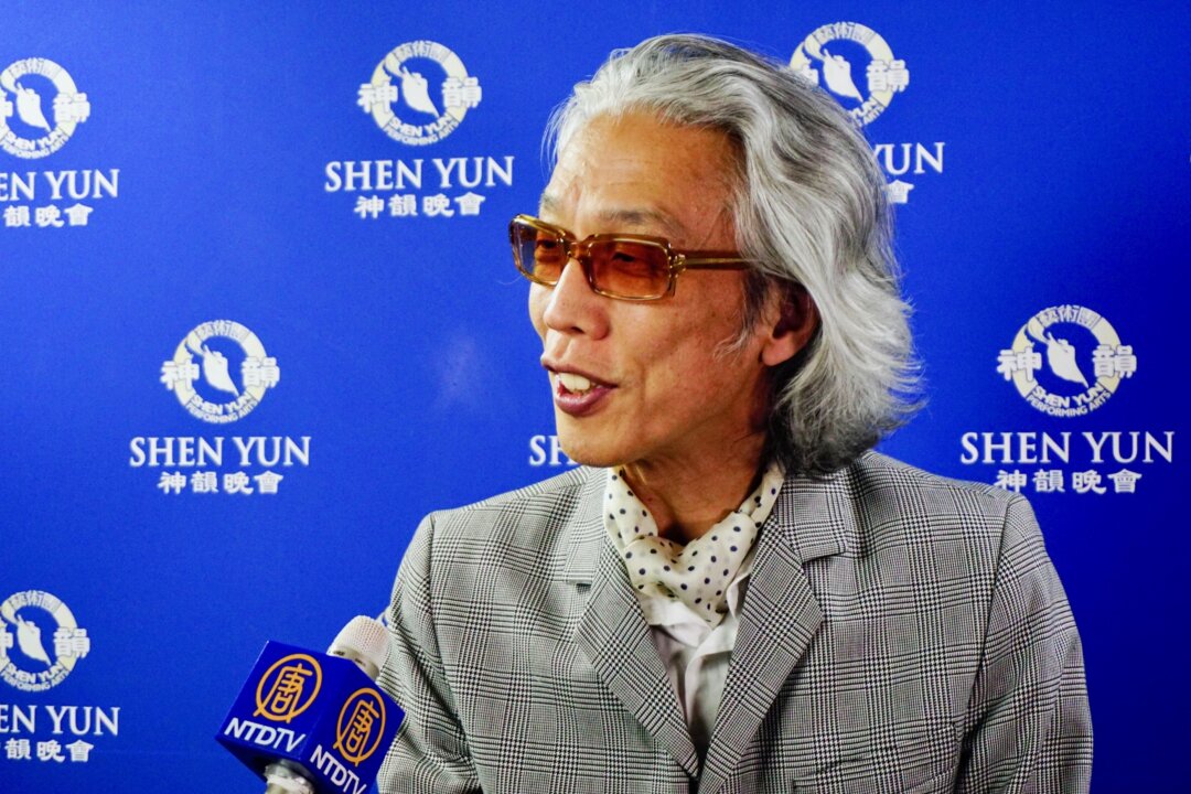 Japanese musician Gota Yashiki attended Shen Yun's performance at ROHM Theatre Kyoto, in Japan, on May 1, 2018. (Lu Yong/The Epoch Times)